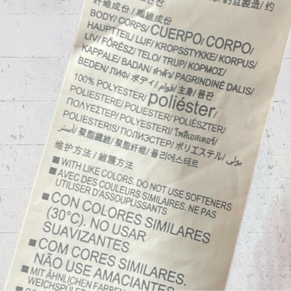 Under Armour Stripe Tech 1/4 Zip Top Size 2XL
Heatgear Performance Golf Outdoor - Picture 11 of 11